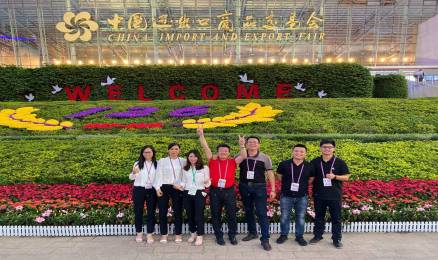 Interquip Machines traz nova série de empilhadeiras para participar da 126ª feira do cantão em guangzhou